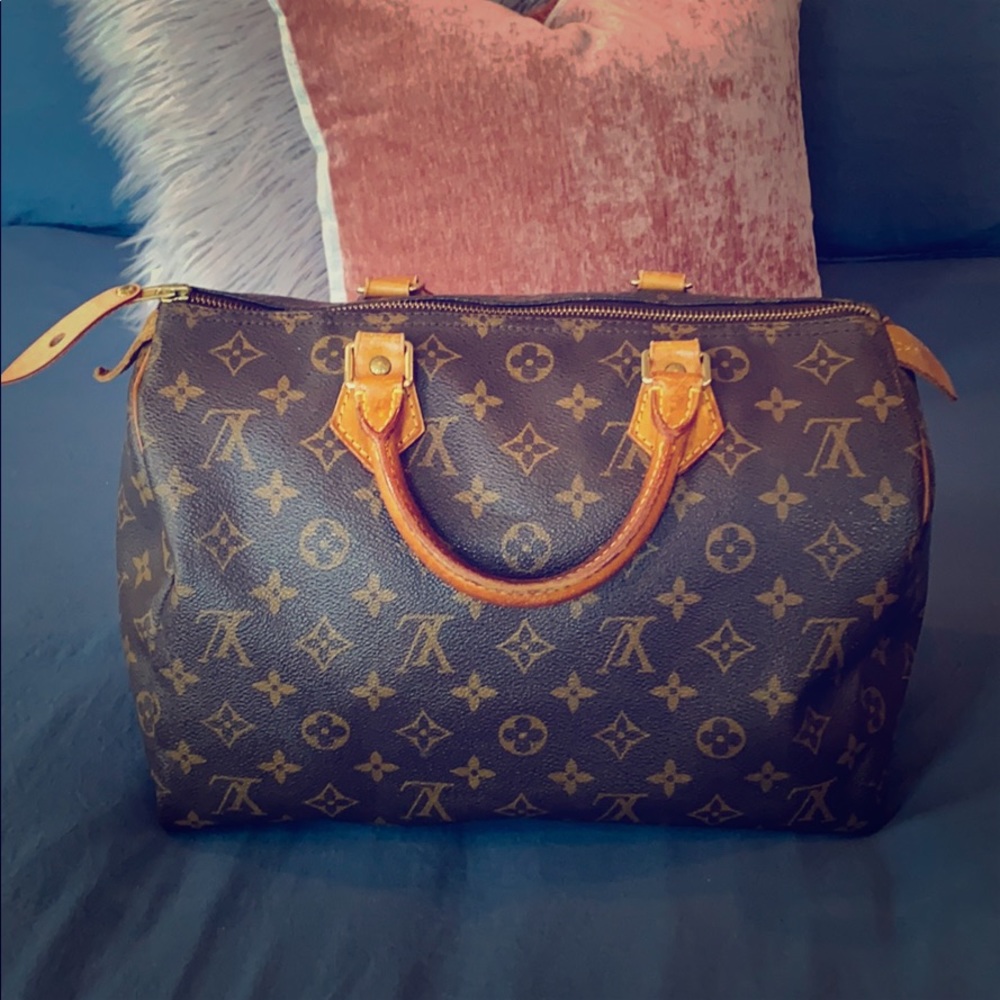Louis Vuitton Speedy 30